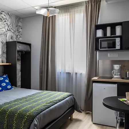 Hotel apartamentowy Smart 97 4*