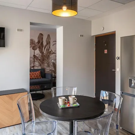 Smart 97 Aparthotel 4*
